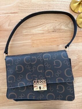 Guess Brown Logo Shoulder Bag